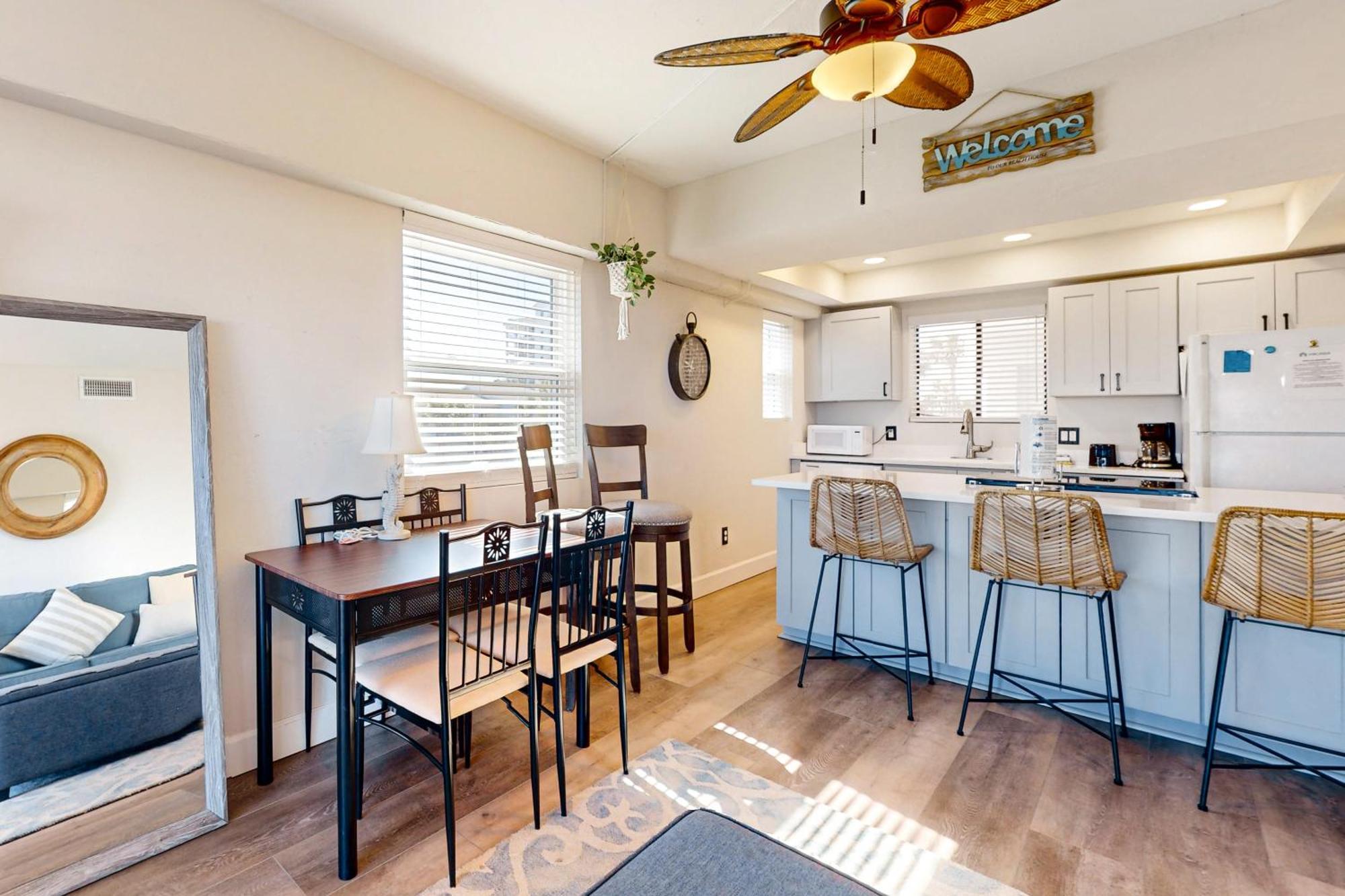 ג'קסונוויל ביץ' Jax Beach Oceanfront Getaway חדר תמונה